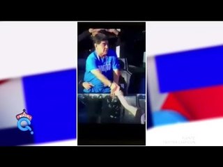 Le dan un pase a Maradona en el estadio, pero no de futbol | Qué Importa