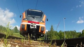 Chris Tarrant Extreme Railways S04 - Ep02 Crossing the Baltics HD Watch