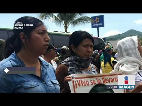 Protesta por normalistas de Ayotzinapa terminó en ataque a cuartel militar | Noticias con Ciro