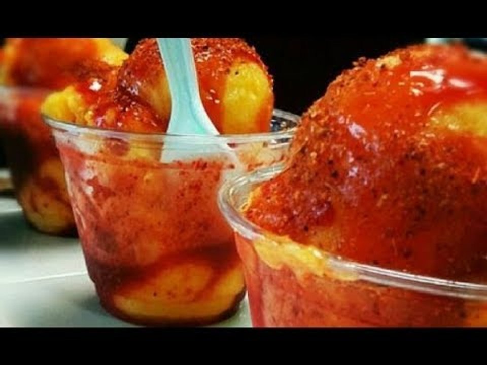 Pareja agarra a golpes a joven que vendía nieves; le desprenden la retina| Noticias con Zea