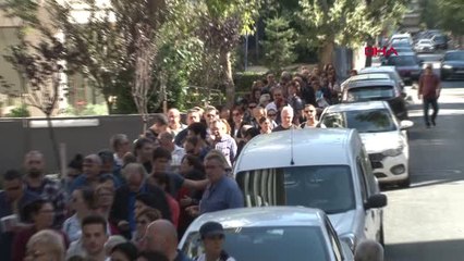 İstanbul Yılmaz Özdil Kitabı Mustafa Kemali İmzaladı, Uzun Kuyruklar Oluştu