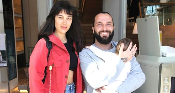 Ünlü Şarkıcı Berkay'ın 1 Yaşındaki Kızının Ağlama Videosu Sosyal Medyayı Salladı