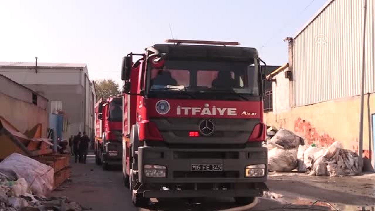 Plastik Geri Dönüşüm Tesisinde Çıkan Yangın Kontrol Altına Alındı - Bursa