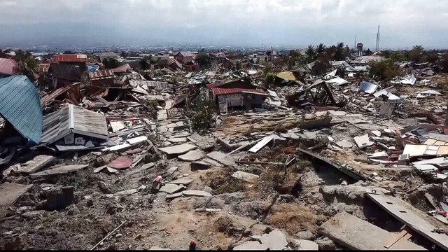 Indonesia fears post-tunsami disease epidemics