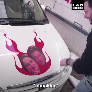 Il a tuné la voiture de sa copine et c'est bien ridicule