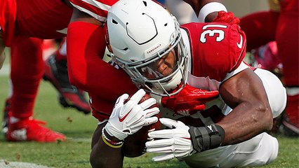 David Johnson wins one-on-one tackle vs. Colbert for TD