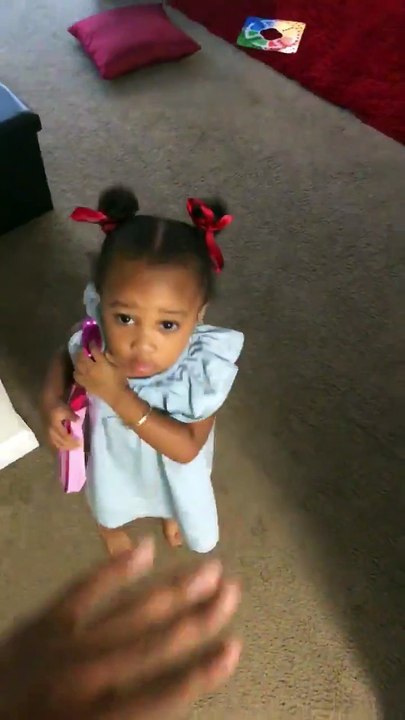 Little Baby and Dad in Fierce Argument, This video will surely make your day!!!
