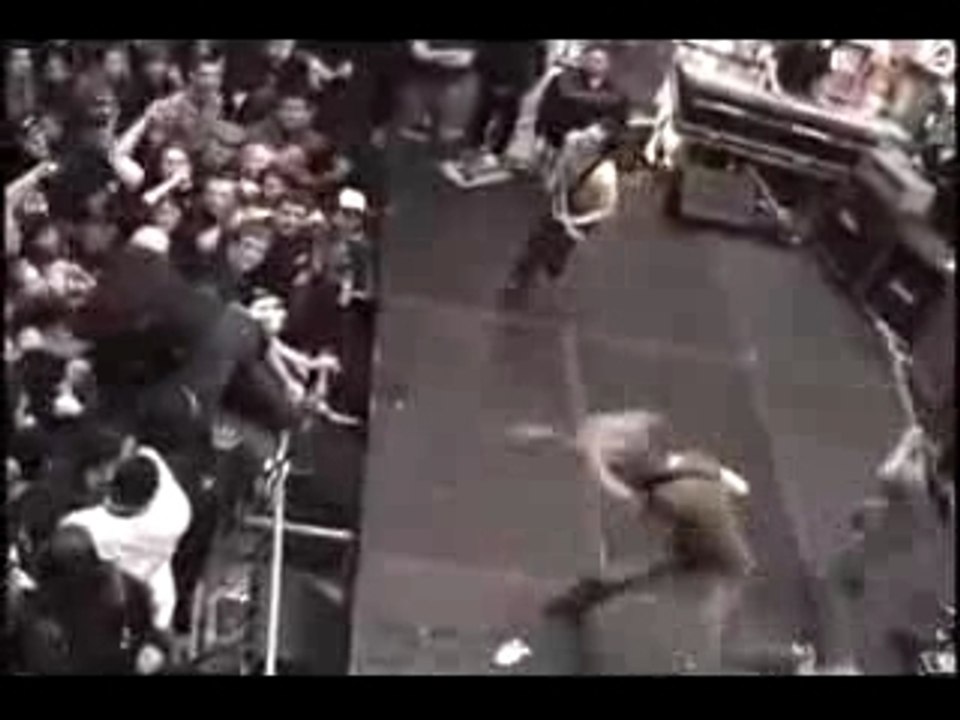 Dillinger escape plan live