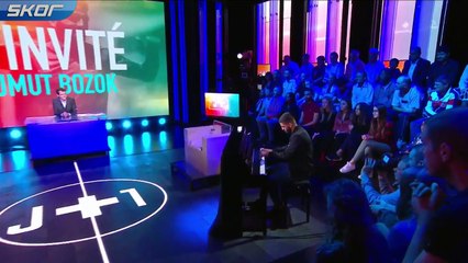 Ümit Milli Takımı'nda forma giyen Umut Bozok'un piyano resitali