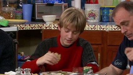 Complete Savages  S01E12  Voodude