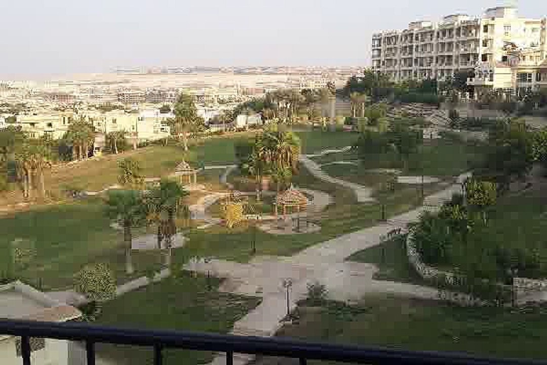 شقة فى كمبوند زايد 2000 للايجار