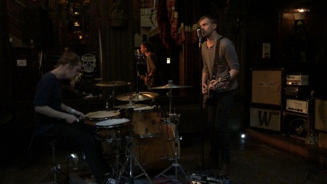 MØSI en concert au Finnegans