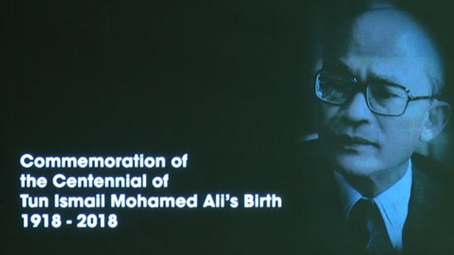 Tun Siti Hasmah remembers Tun Ali: “My brother was stern but affectionate, I miss him.”