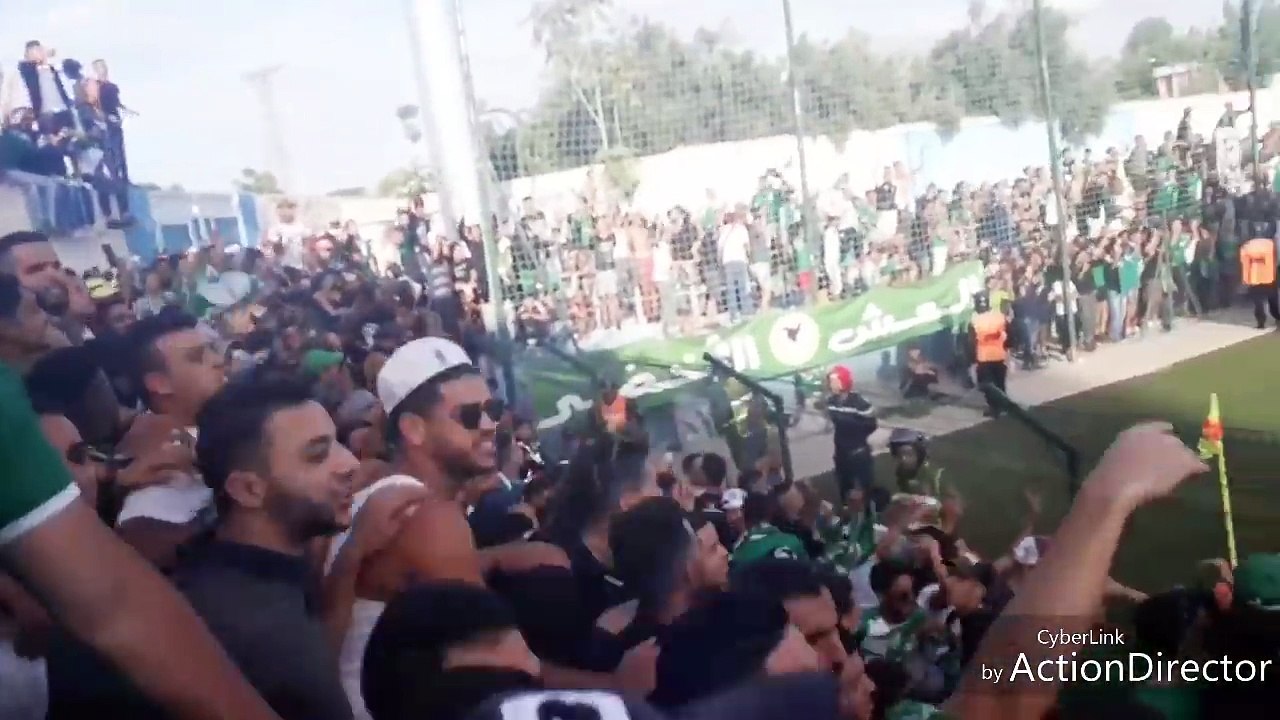 جمهور الرجاء بصوت واحد في" بلادي ظلموني " مباشرة من واد الزم في لقاءه أمام الرجاء في كأس العرش