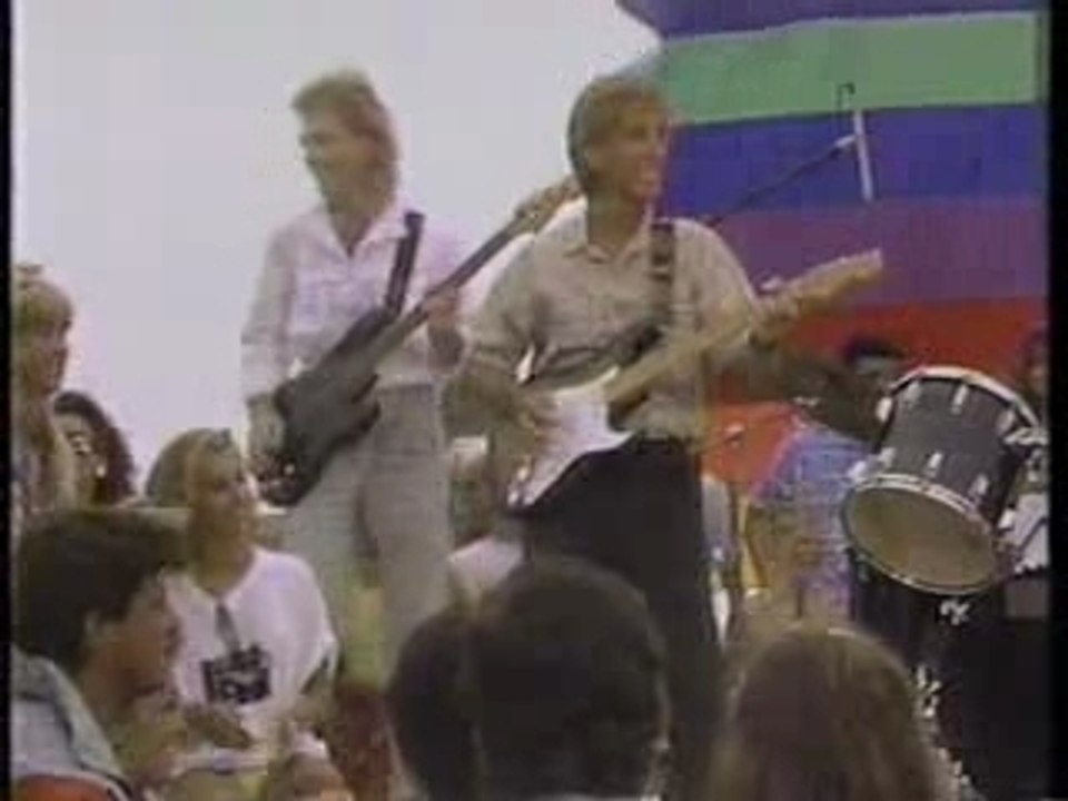 The Ventures Play Live on the Beach!