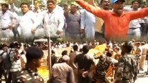 Sanitation Workers intensify Strike, Police Baton Charge On Protestors | Oneindia News