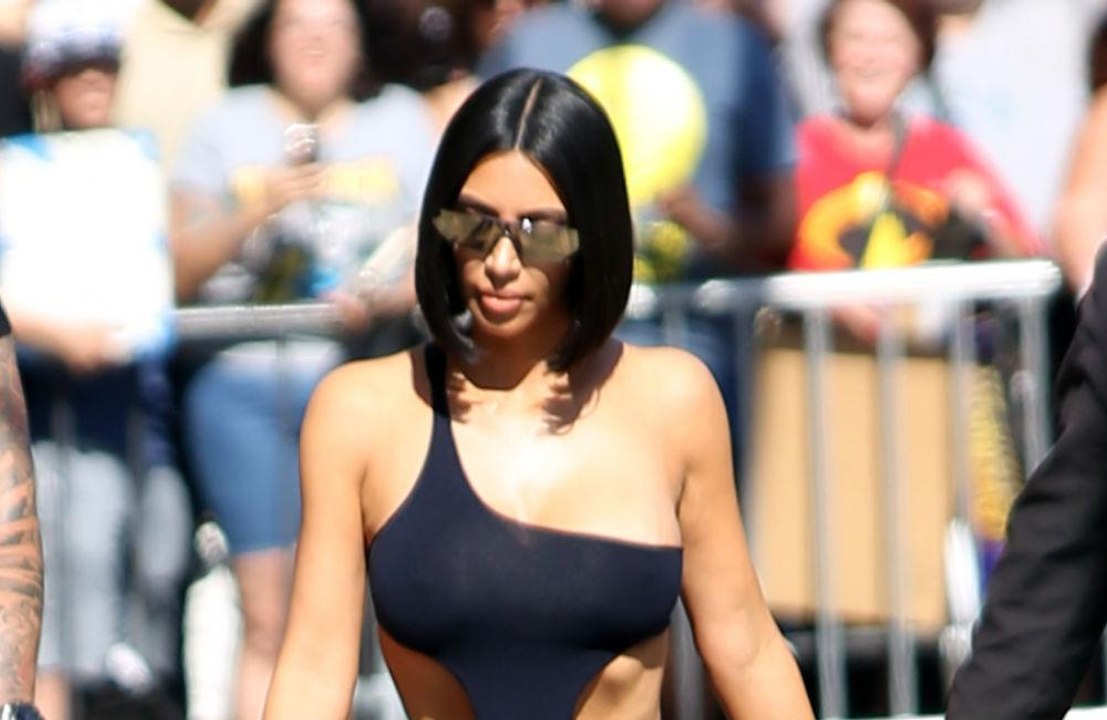 Kim kardashian west zieht über den modegeschmack ihrer schwestern her