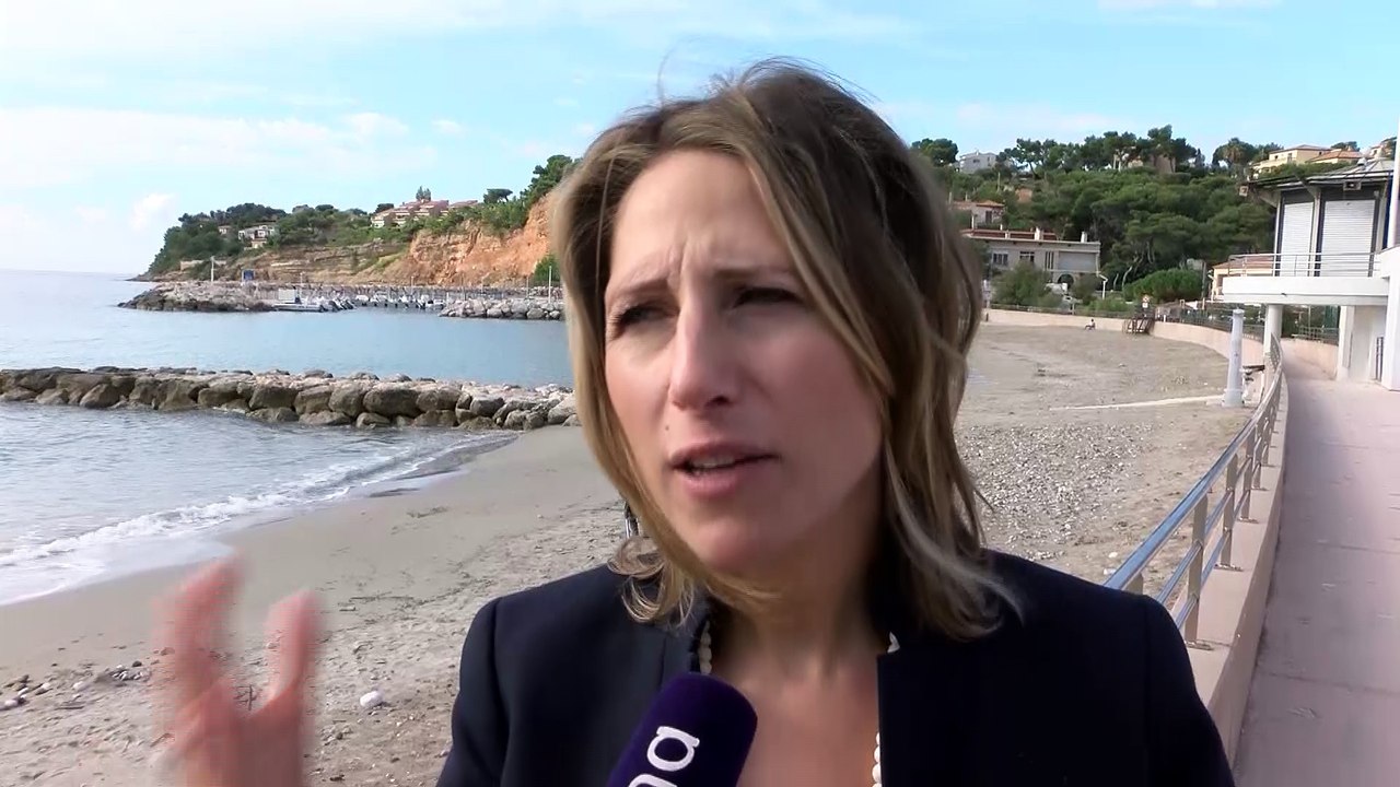 Maud Fontenoy alerte sur toutes les pollutions rejettées dans la mer.