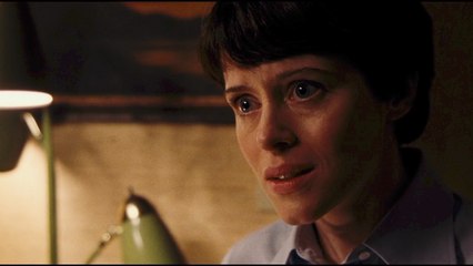 Claire Foy Demands Ryan Gosling Does The Right Thing In 'First Man'