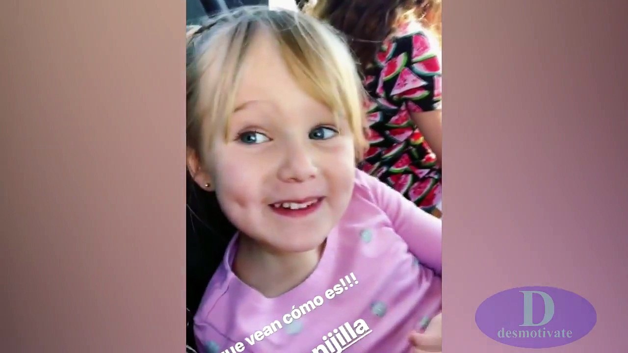 La hija de Geraldine Bazán y Gabriel Soto, Miranda molesta a su hermanita Elissa