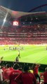 Jogo entre Benfica e Porto termina com musica de 