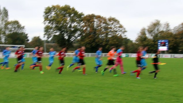 07/10/2018 : Soulgé VS Les Herbiers : Entrée des joueurs sur le terrain
