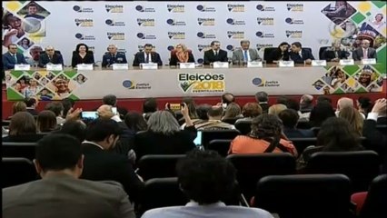 El ultraderechista Bolsonaro vence en la primera vuelta de las elecciones en Brasil