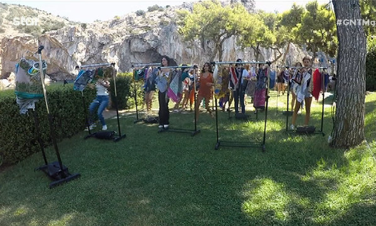 GNTM: Η στιγμή που ποδοπάτησαν και χτύπησαν για...