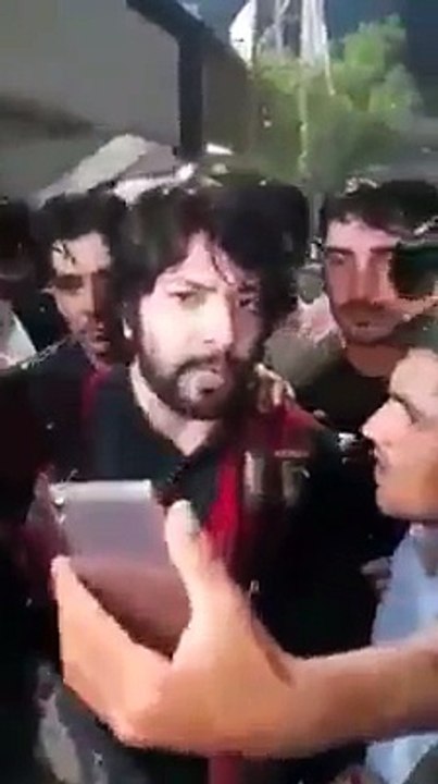دا واوری کرکټ بور‌‌‌‌‌‌ډ.دافغان هنرمندانو سره څنګه چلند کویبد رفتاری ریس کرکت بورد با آرین خان و پذیرای خاص از دختر  فلم های هندی .