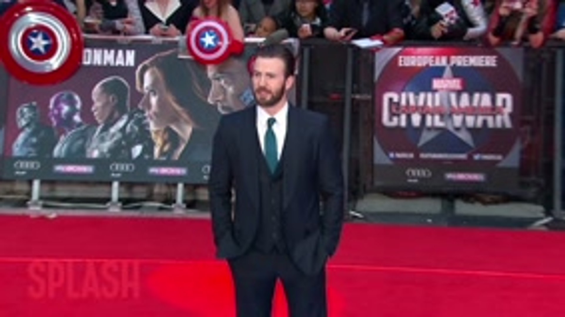 ⁣SNTV - Chris Evans confirms Avengers 4 has wrapped filming