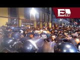 Enfrentamiento de encapuchados y granaderos en la calle Madero/ /Pascal Beltrán del Río
