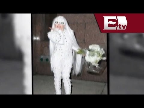 Lady Gaga se viste de novia en Nueva York / Función con Joanna Vegabiestro