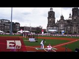 Capitalinos disfrutan en el Zócalo el Home Run Derby/ Rigoberto Plascencia