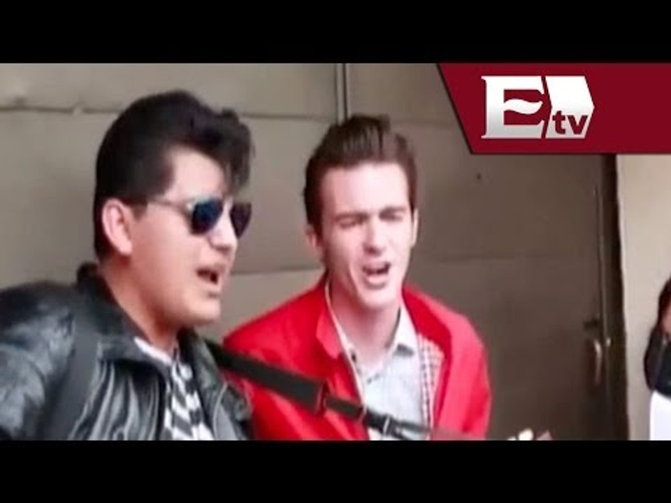 Drake Bell se toma fotos con fans  mexicanos y agradece su cariño / Joanna Vegabiestro