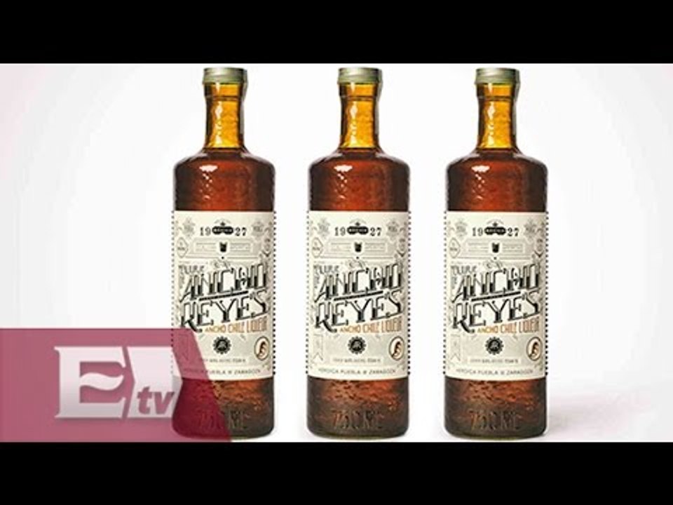 Licor de chile ancho / Darío Celis