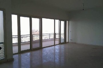 للايجار بنت هاوس فى اب تاون كايرو اعمار التو