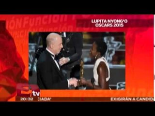 Lupita Nyong`g fue la encargada de dar el primer premio / Oscars 2015