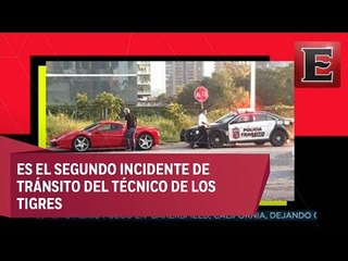 Policías de tránsito detienen a Ricardo Ferretti
