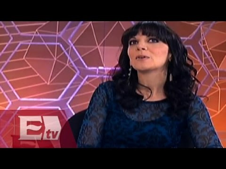 Entrevista a la cantante y pianista Julia Vari/ JC Cuellar