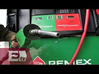Subirá precio de gasolina premium en abril / José Sánchez