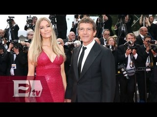 Antonio Banderas presume a novia en Cannes / Joanna Vegabiestro