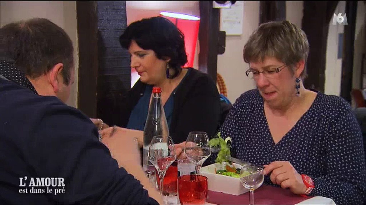 Un candidat de "L'amour est dans le pré" se montre très dur face à une prétendante et déclenche la colère des internautes - Regardez