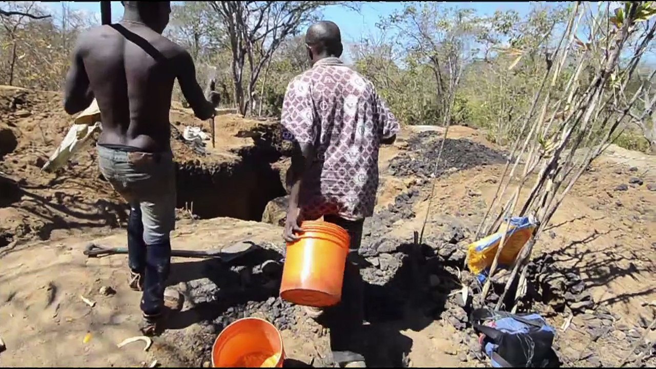Dans le nord du Mozambique, la face cachée de la fièvre du rubis