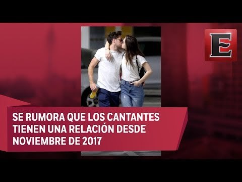 Niall Horan y Hailee Steinfeld se besan en público