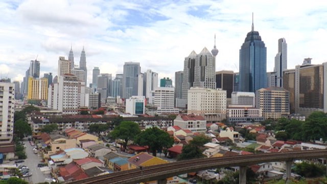 Govt needs other sources of funds to pay debt, says Tun Mahathir