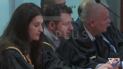Shtyhet vendimi për grupin “Shullazi” - News, Lajme - Vizion Plus