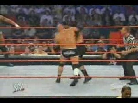 Goldberg vs Triple H & Batista & Randy Orton (ric flair)