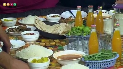 ڕاژان خۆی هەنگوین و هەنگوینیش ئەخوا