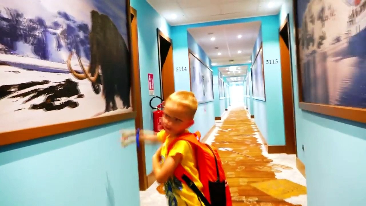Vlad Nikita and Mama Room tour at the North Pole