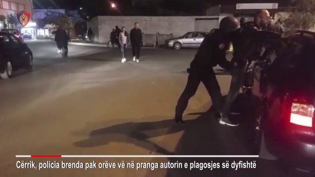 Ora News - Cërrik, u plagosën me armë zjarri në berberhane dy persona, dy në pranga